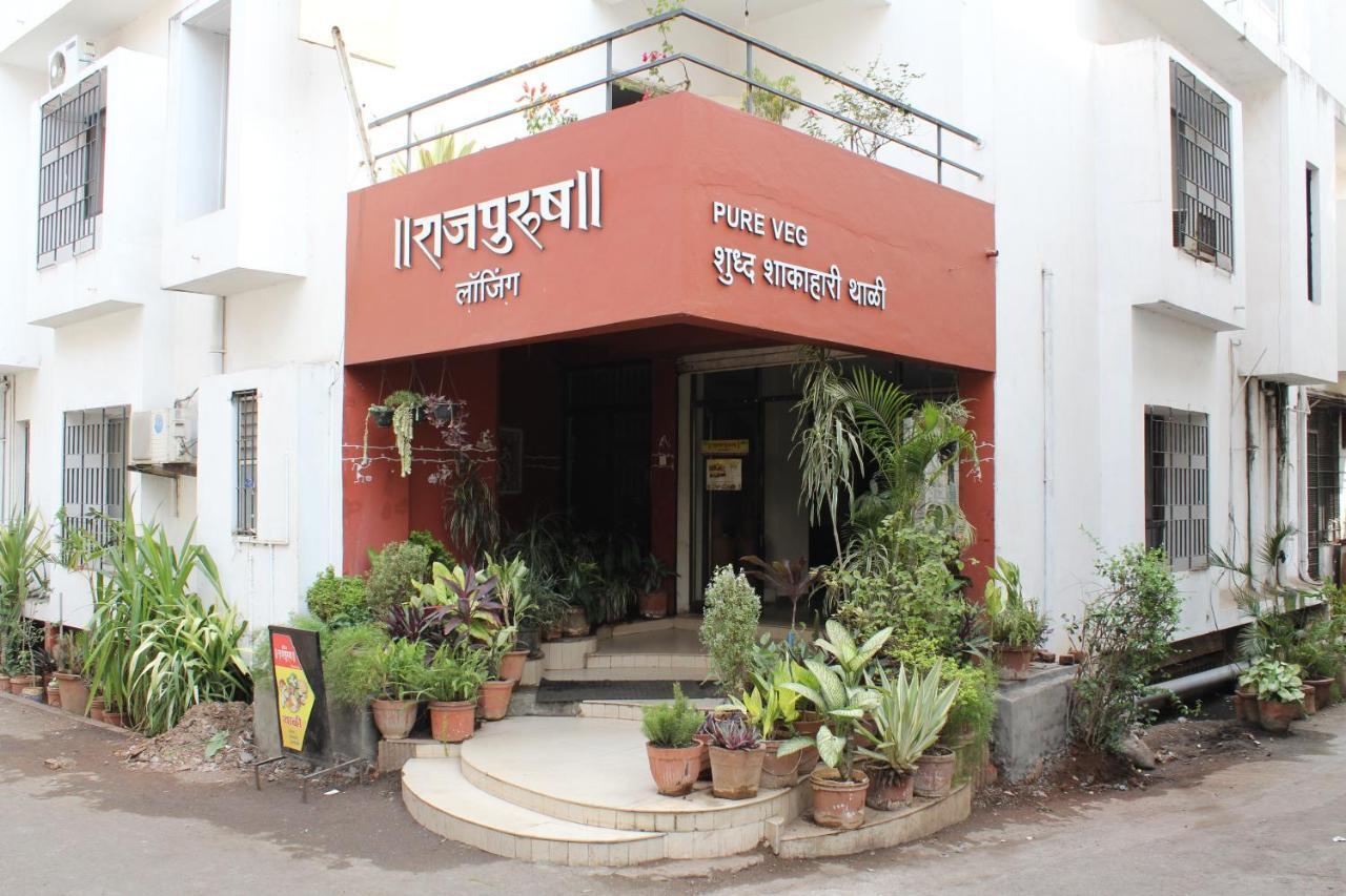 Hotel Rajpurush Kolhapur Exteriör bild